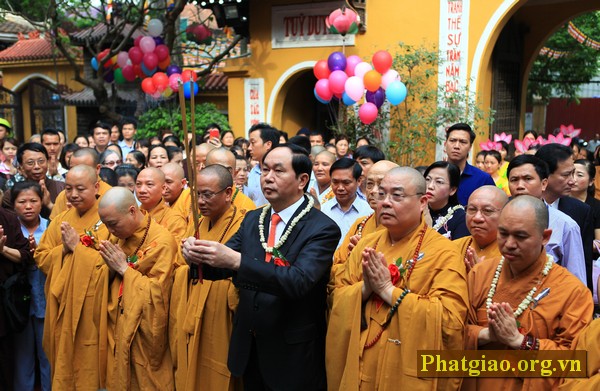 T.Ư GHPGVN kính mừng Đại lễ Phật đản PL.2560