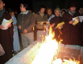 Anh-Hoa-So-Phap-Hoi-Trung-Phong-Tam-Thoi-He-Niem-Chua-Tan-Vien-12-10-2011-P1000128.jpg